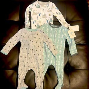 3 pack Cloud Island gender neutral footies 3-6months